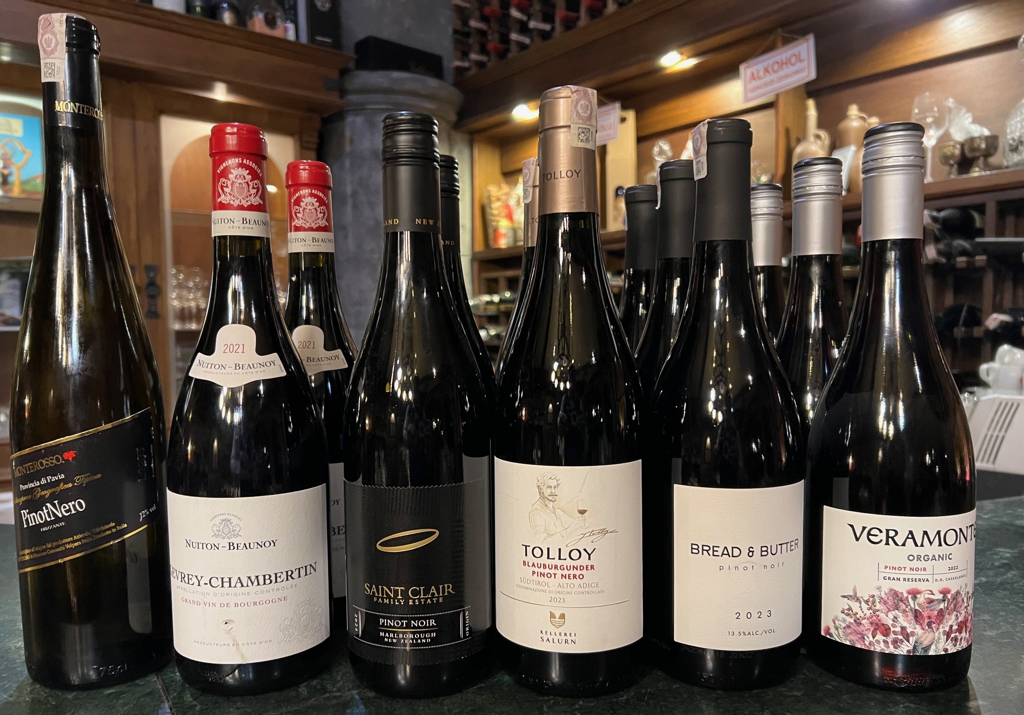 Degustacja przekrojowa win ze szczepu Pinot Noir dla Klubowiczów w Winiarni Burgundia